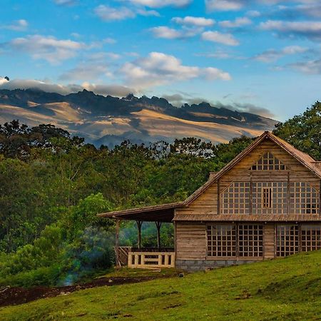 Castle Forest Lodge Mount Kenya National Park Luaran gambar