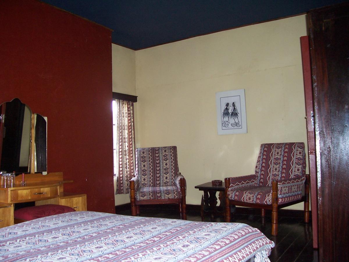 Castle Forest Lodge Mount Kenya National Park Luaran gambar